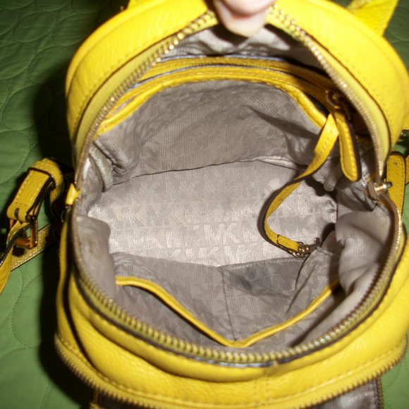 MICHAEL KORS RHEA MINI Yellow Leather Backpack